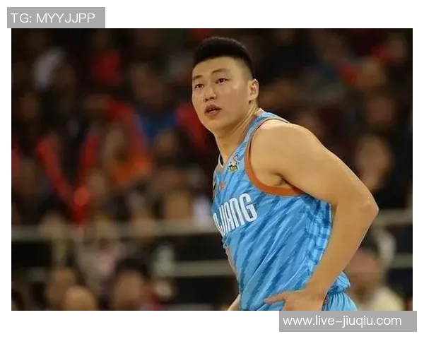 李根：从篮球新星到职业生涯的辉煌历程与未来展望